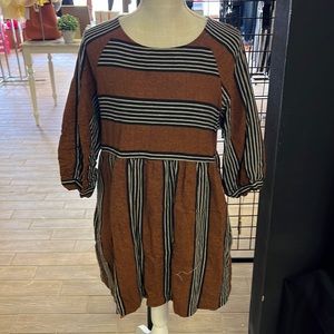 Entro large linen dress